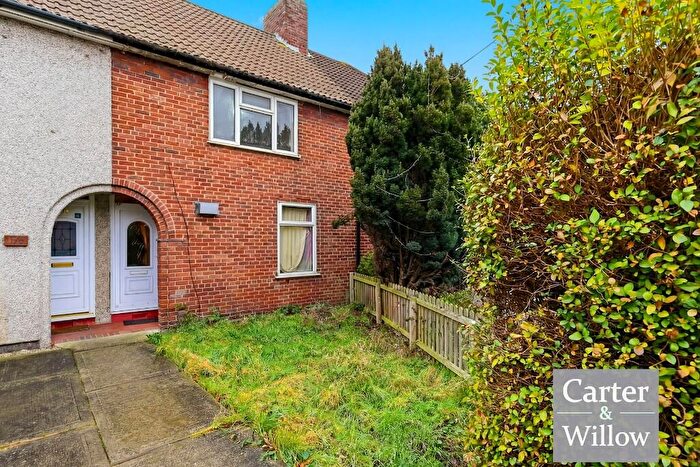 2 Bedroom Terraced House For Sale In Wood Lane, Dagenham, RM9