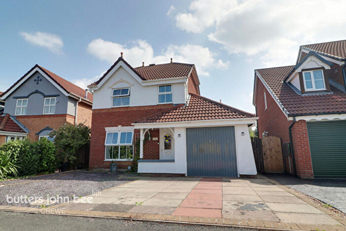 3 Bedroom Detached House For Sale In Lambourn Drive, Crewe, CW1
