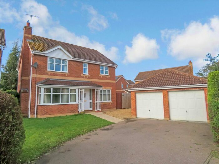 4 Bedroom Detached House To Rent In Alvis Drive, Yaxley, Peterborough, Cambridgeshire PE7
