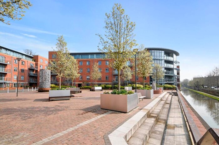 2 Bedroom Flat To Rent In Furnace House, Waterfront, Oxford, OX2