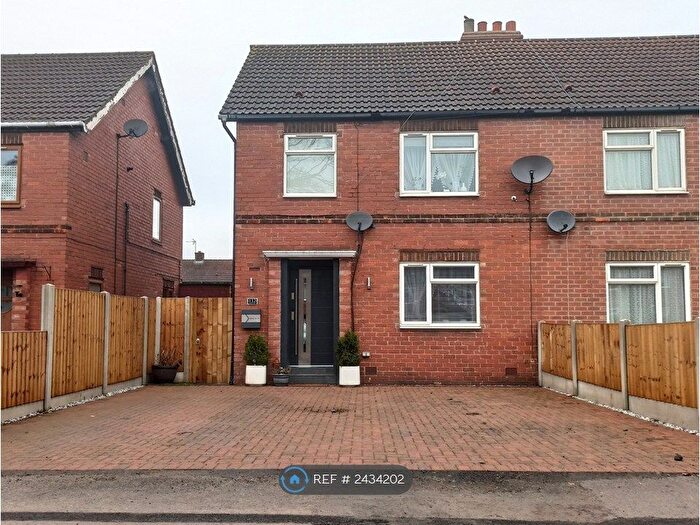 3 Bedroom Semi-Detached House To Rent In Abbots Road, Selby, YO8