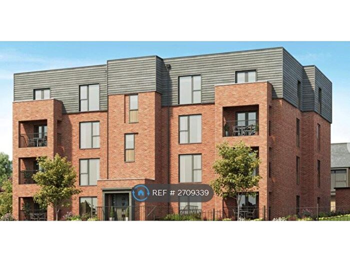 2 Bedroom Flat To Rent In Mountain Ash House, Bristol, BS13