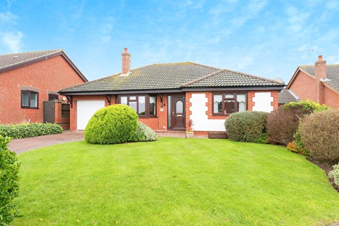 3 Bedroom Detached Bungalow For Sale In Collingwood Drive, Mundesley, Norwich, NR11