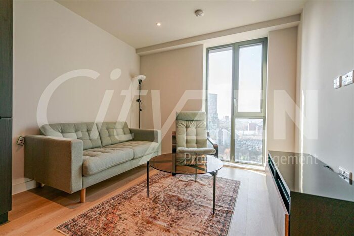 1 Bedroom Flat To Rent In Waterhouse Gardens, Dutton Street, Manchester, M3