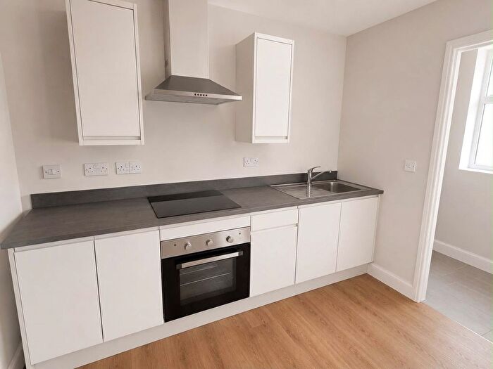 Studio To Rent In Merridale Lane, Wolverhampton, WV3