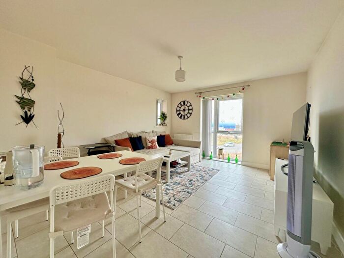 2 Bedroom Apartment For Sale In , Fullers Ground, Eagles Rest, Milton Keynes, MK17