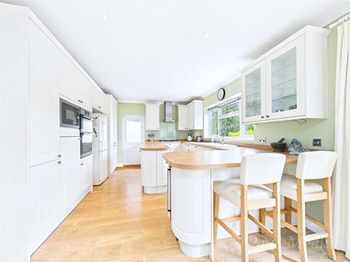 3 Bedroom Detached Bungalow For Sale In Beverley Road, Whyteleafe, CR3