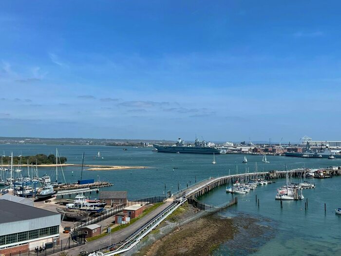 2 Bedroom Flat For Sale In Rope Quays, Gosport, PO12