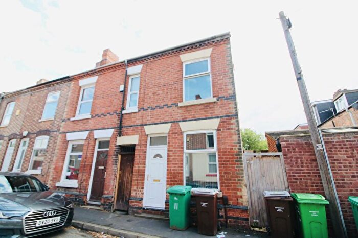 2 Bedroom House To Rent In Osmaston Street, Nottingham, NG7