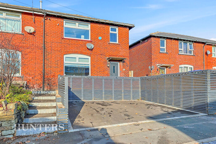 3 Bedroom Semi Detached House For Sale In Stopford Avenue, Littleborough, OL15