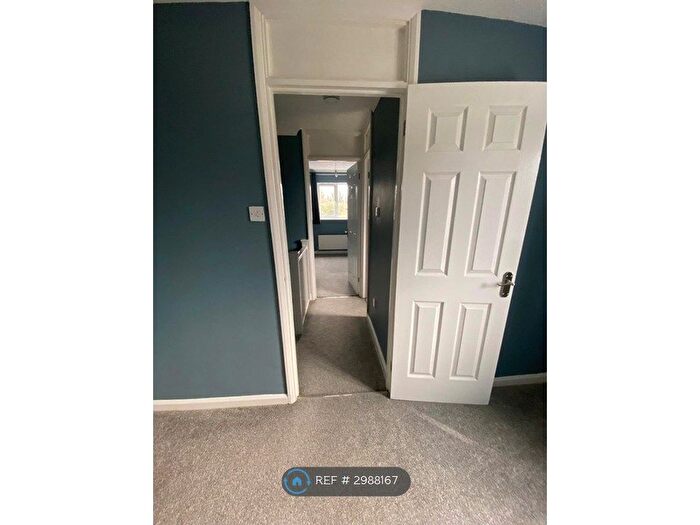 2 Bedroom Semi-Detached House To Rent In Leyland View, Wellingborough, NN8
