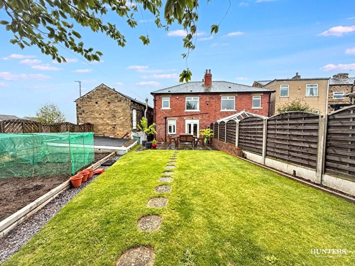 3 Bedroom Semi-Detached House For Sale In Chapel Lane, Dewsbury, WF12