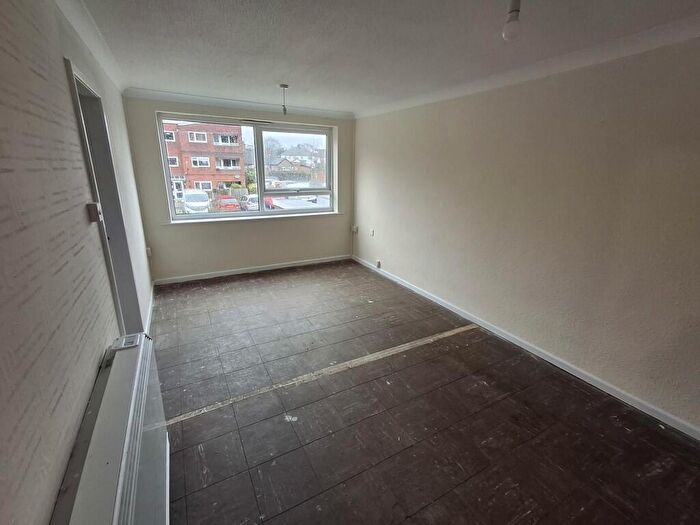 1 Bedroom Flat To Rent In Lilac Drive, Greenbank, CW8