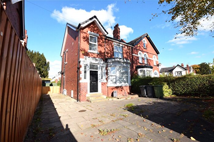 4 Bedroom Detached House For Sale In Austhorpe Road, Leeds, West Yorkshire, LS15