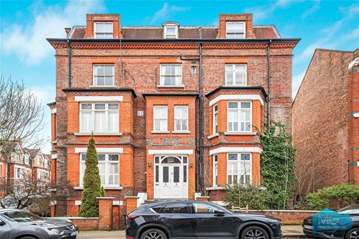 2 Bedroom Flat For Sale In Willoughby Road, Hampstead, NW3