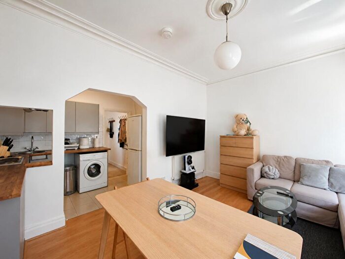 1 Bedroom Apartment To Rent In Church Road, London, SE19