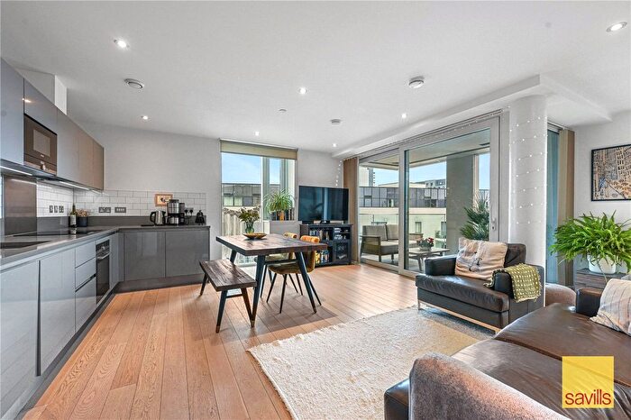 2 Bedroom Flat For Sale In Pilot Walk, Greenwich, London, SE10