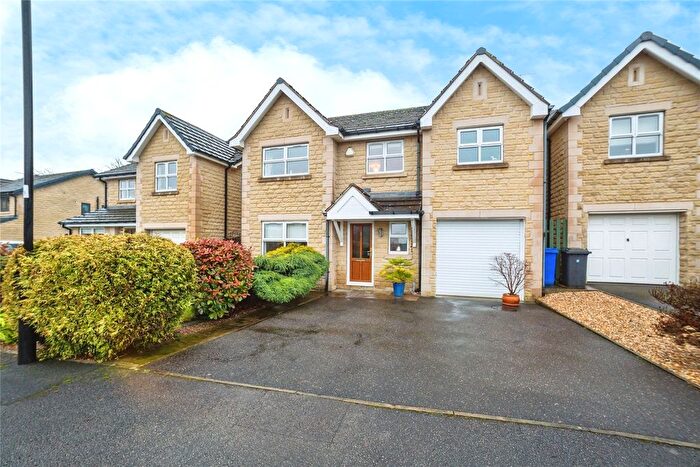 4 Bedroom Detached House For Sale In Burncross Grove, Chapeltown, Sheffield, S35