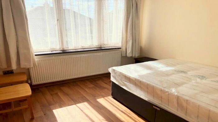 1 Bedroom Flat To Rent In Wembley Hill Road, Wembley, HA9