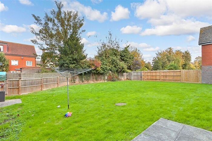 2 Bedroom Flat For Sale In Edward Vinson Drive, Faversham, Kent, ME13