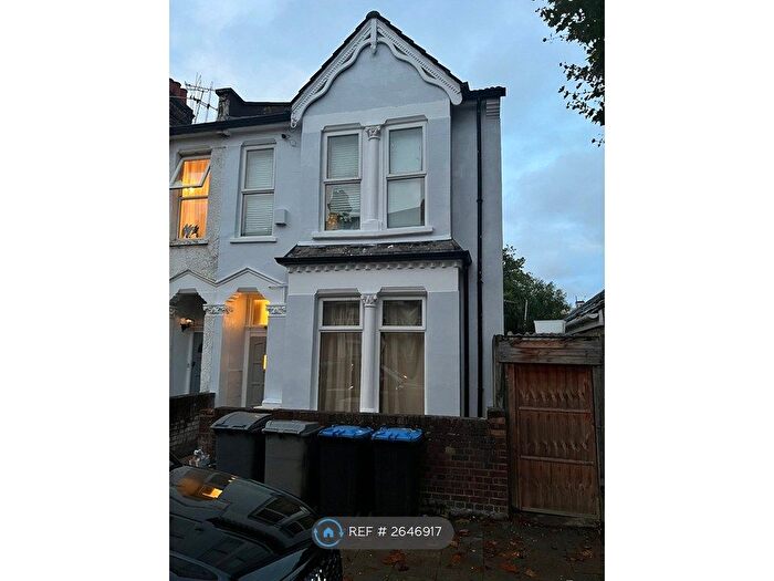 2 Bedroom Flat To Rent In Kenilworth Road, London, NW6