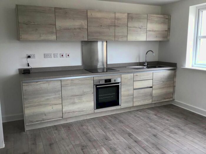 2 Bedroom Town House To Rent In The Hawthorns, Pontefract, WF8