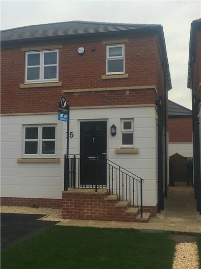 3 Bedroom Property To Rent In Lock Lane, Doncaster, South Yorkshire, DN8
