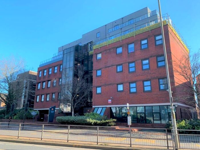 2 Bedroom Flat To Rent In High Street North, Poole, BH15