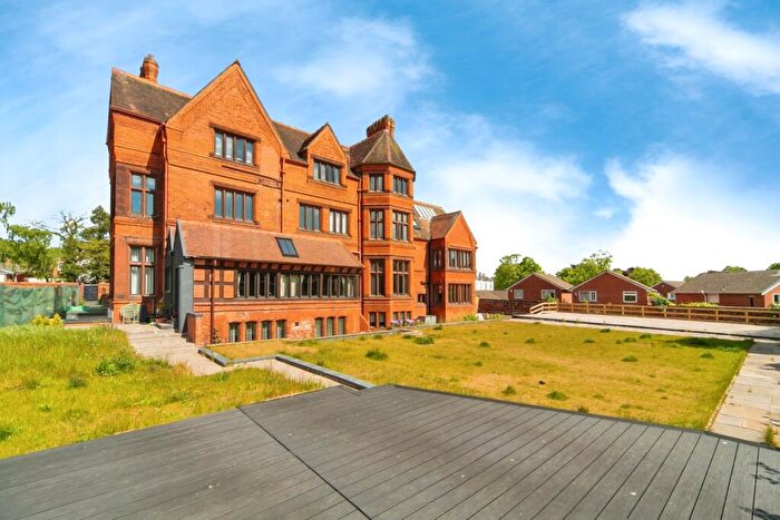2 Bedroom Flat For Sale In Devonshire Place, Prenton, CH43