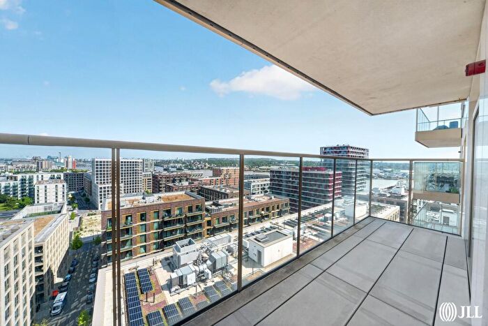 1 Bedroom Apartment For Sale In Riverscape Walk London, E16
