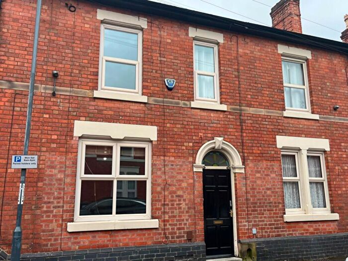 1 Bedroom Flat To Rent In Harcourt Street, Derby, Derby City, DE1