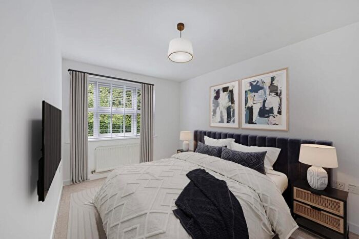 2 Bedroom Flat For Sale In Clifton Square, Burnley, BB12