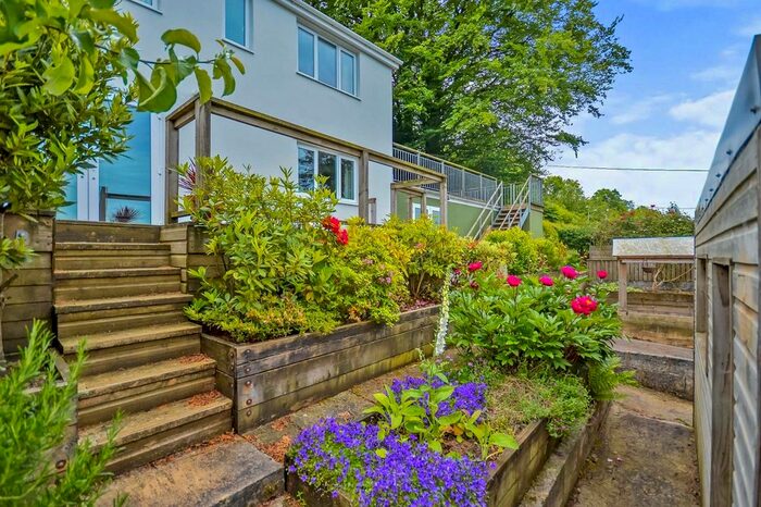 2 Bedroom Detached House For Sale In Crwbin, Kidwelly, Carmarthenshire., SA17