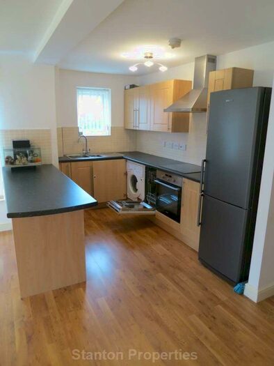 2 Bedroom Apartment To Rent In Dunsters Court, Brandlesholme, BL8