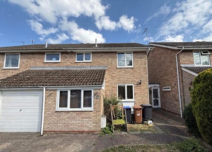 3 Bedroom Semi-Detached House To Rent In Ryeland Road, Duston, Northampton, NN5