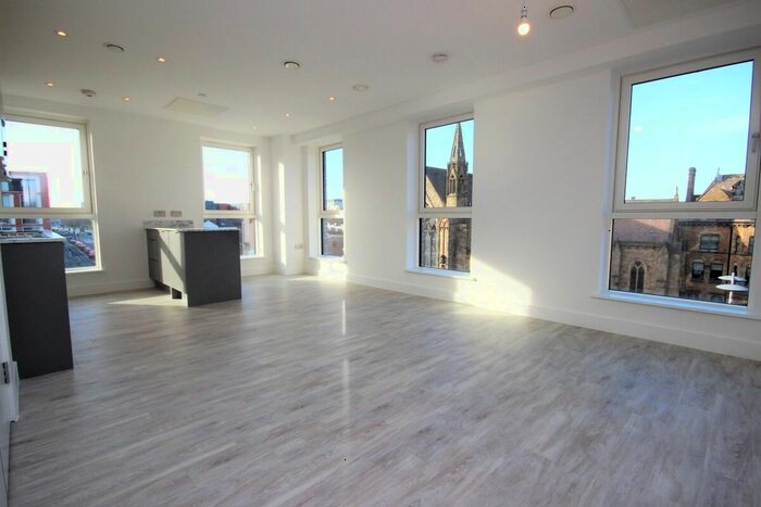 2 Bedroom Flat To Rent In Chapel Street, Salford, M3