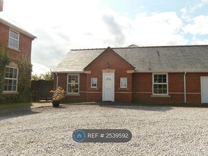 1 Bedroom Bungalow To Rent In Selby Road, Leeds, LS25