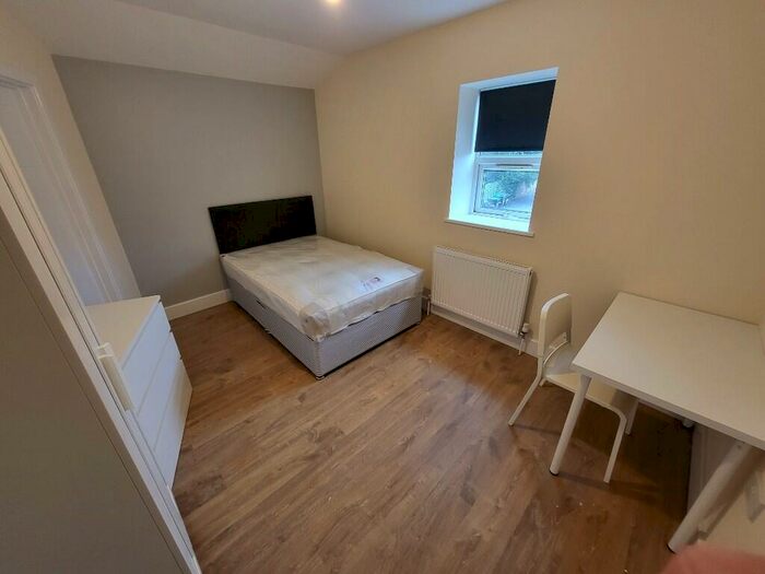 6 Bedroom Terraced House To Rent In Sandyford Road, Newcastle Upon Tyne, NE2