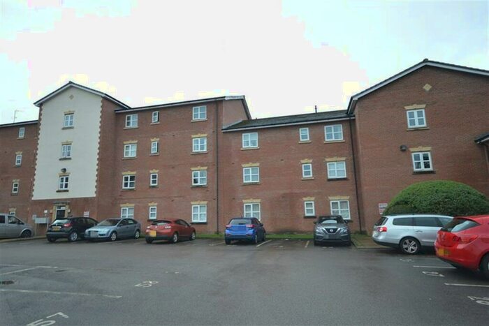 2 Bedroom Apartment To Rent In Lawnhurst Avenue, Manchester, M23