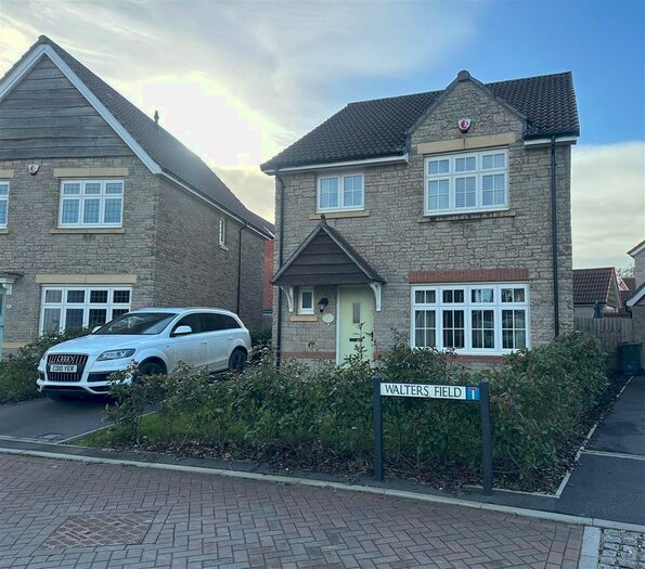 4 Bedroom Detached House To Rent In Walters Field, Roundswell, Barnstaple, EX31