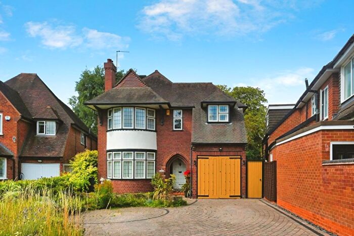 4 Bedroom Detached House For Sale In Boultbee Road, Sutton Coldfield, B72