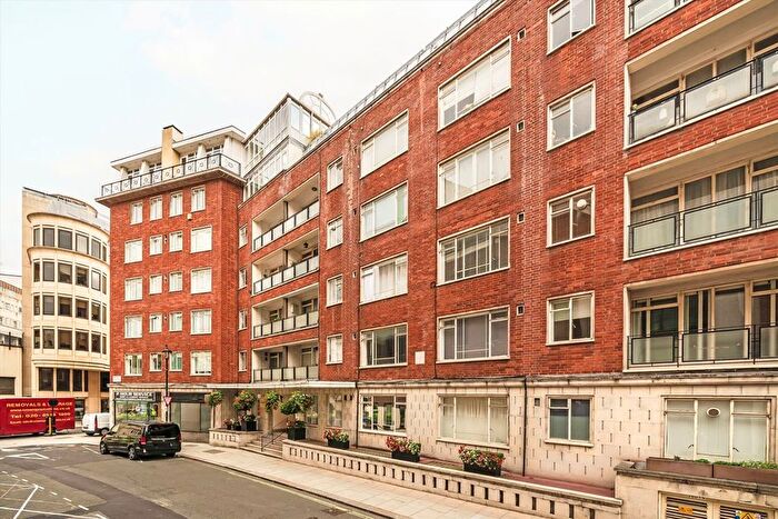 Studio To Rent In Buckingham Gate, Wesminstert, SW1E