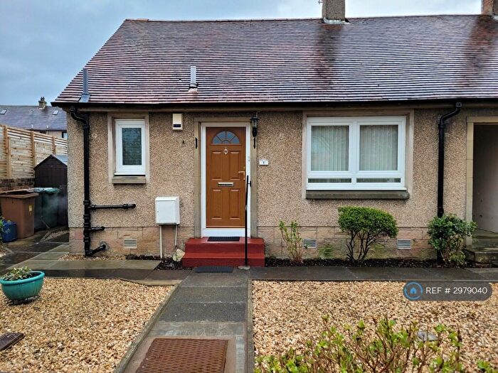 1 Bedroom Bungalow To Rent In Parkgrove Gardens, Edinburgh, EH4