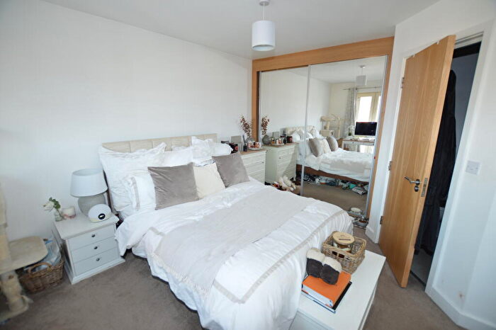 2 Bedroom House To Rent In Holts Crest Way, LS12