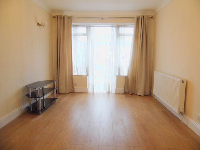 3 Bedroom Semi-Detached House To Rent In Welbeck Road, Harrow HA2