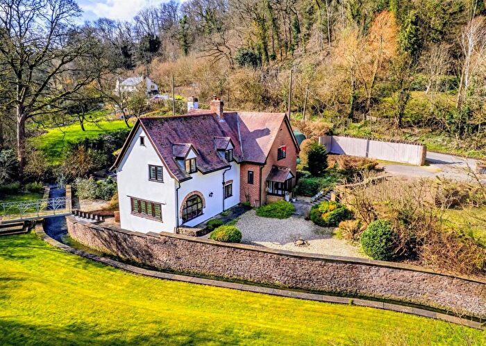 5 Bedroom Detached House For Sale In Fownhope, Hereford, HR1