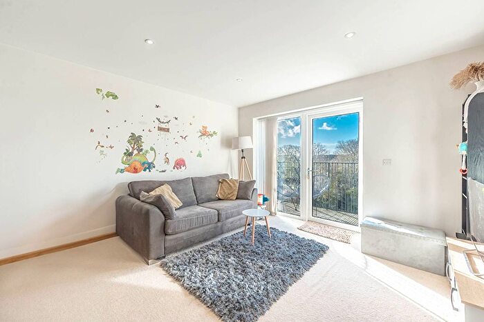 1 Bedroom Flat For Sale In Stanmore Place, Stanmore, HA7