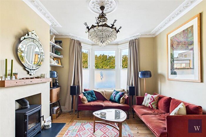 3 Bedroom Terraced House For Sale In Milkwood Road, London, Lambeth, SE24