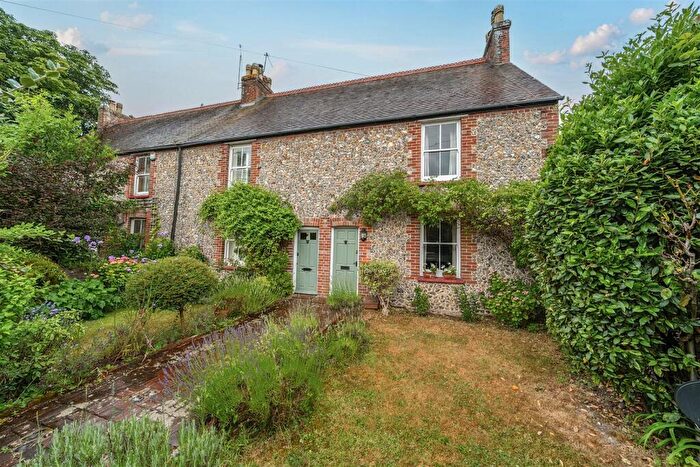 2 Bedroom End Of Terrace House For Sale In Church Lane, Barnham, PO22