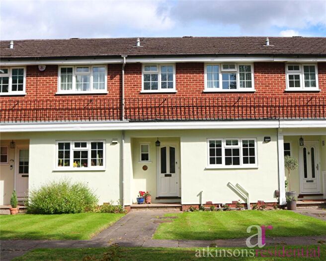 3 Bedroom Terraced House For Sale In Wellington Road, Enfield, Middlesex, EN1